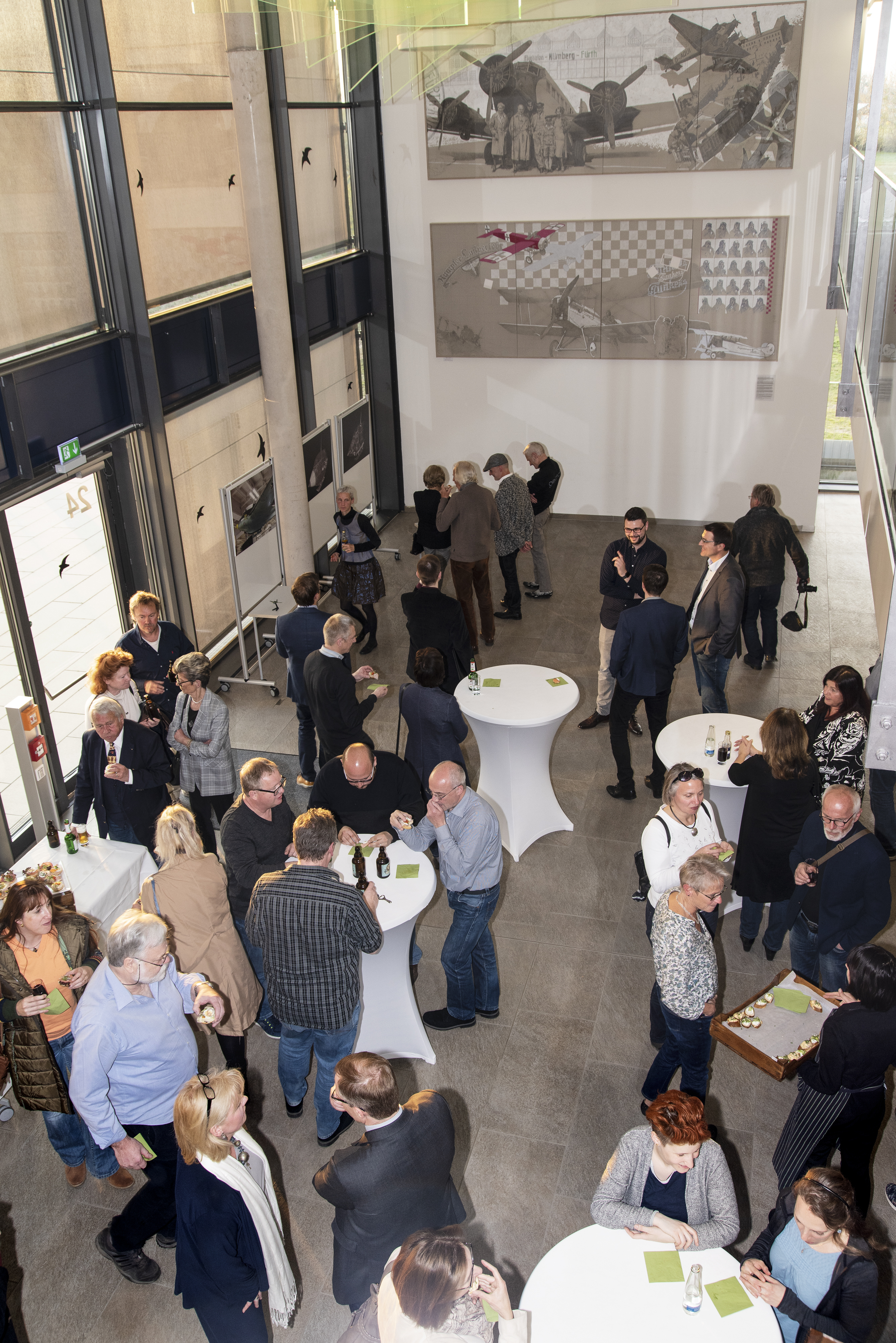 Vernissage »100 Jahre Flughafen Fürth« am Fraunhofer EZRT, 11. April 2019